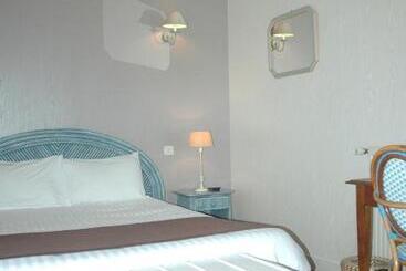 酒店 Hôtel Restaurant L Ecailler