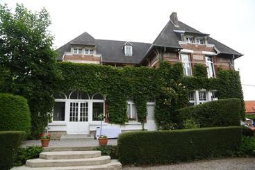 هتل Logis Hôtel & Restaurant Le Manoir De Gavrelle