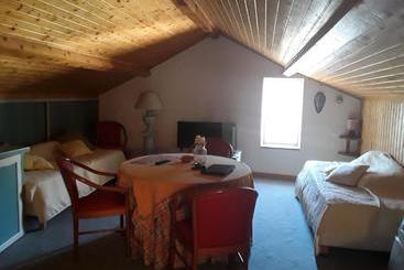 호텔 Restaurant Le Provençal