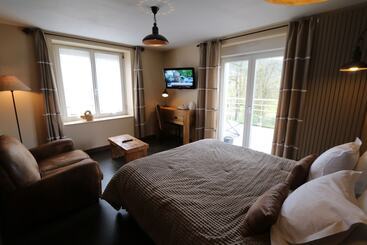 هتل Les Loges Du Parc