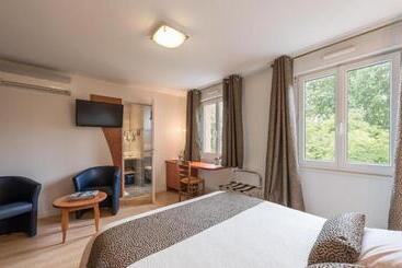 Logis Hotels   Au Poisson D Argent   Hôtel 3 étoiles Et Restaurant