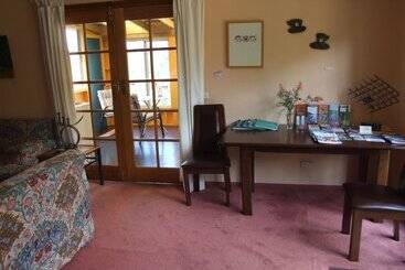 בית מלון כפרי Fernmark Inn