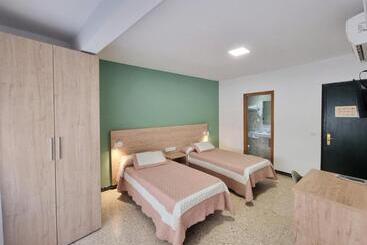 פונדק Pensión Belmonte Ii