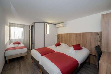 Brit Hotel Plaisance A9/a61