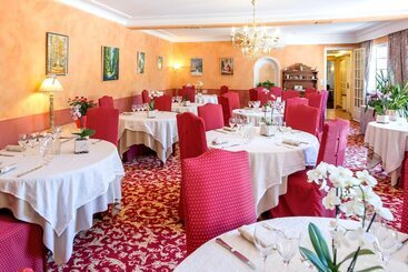 ホテル L Auberge Du Port Des Roches