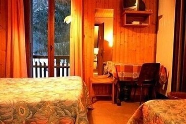 בית מלון כפרי Les Sapins