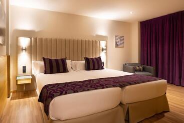 Отель Sansi Barcelona