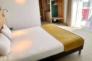 ホテル The Originals City, Hôtel Le Puech, Narbonne