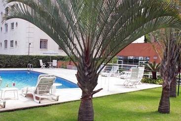 בית מלון כפרי Transamerica Prime International Plaza