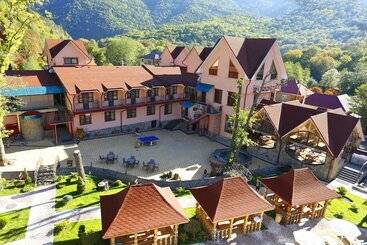 هتل Abago Mountain