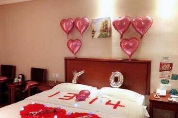 ホテル Greentree Inn Fuyang Shopping Mall