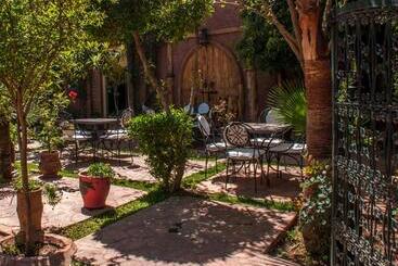 هتل Hôtel Chellal Ouzoud