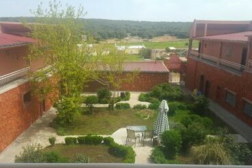 Апарт-отель La Résidence Touristique Du Chêne Vert