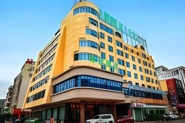 Greentree Alliance Hotel Cenxi Guangnan Road