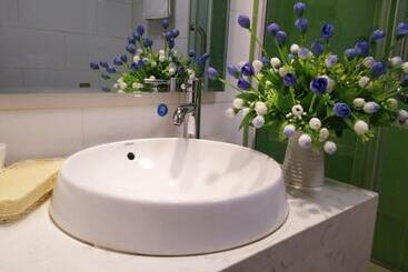 호텔 Greentree Qinghai Hainan Tibetan Autonomous Prefecture Gonghe County Express