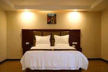 호텔 Greentree Inn Hunan Jishou Longshan Yuelu Avenue Business