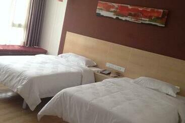 Thank Inn Chain Hotel Guangdong Heyuan East Longchuang Road