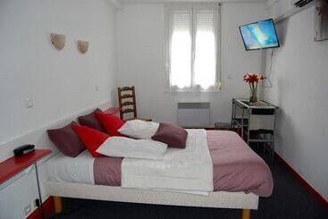 Отель La Truite De La Loue