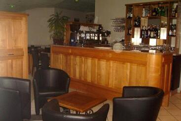 호텔 Logis Auberge De L Allagnonette