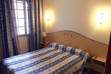 Отель Fernoux Coutenet