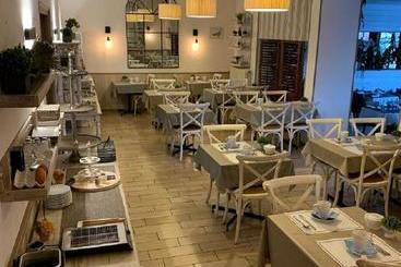 هتل Hôtel Des Druides