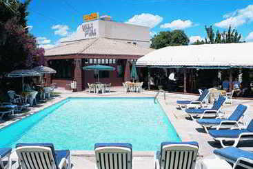 Inter-Hotel Le Relais Saint-Jean