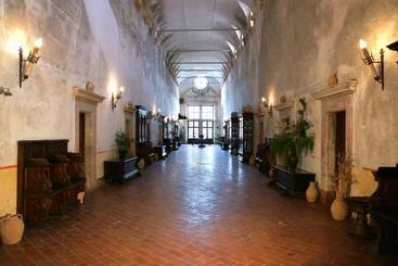 קוטג'' Abbazia Santa Maria Del Bosco