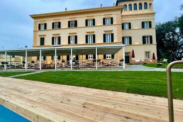 Bed and Breakfast Villa Conti