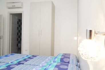 مبيت وإفطار La Perla Del Sole