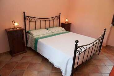 Bed and Breakfast Nel Giardino Dei Limoni