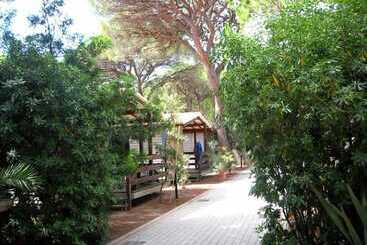 فندق Camping Village Il Sole