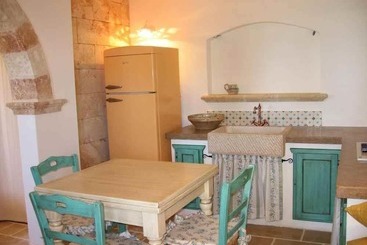 קוטג'' Mirto Sotto   Casa In Pietra Sul Mare