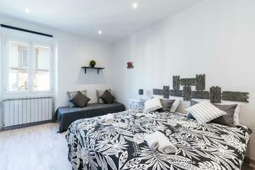 پانسیون Domy S Guest House