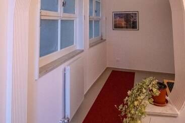 بنسيون Teatro Sullo Stretto