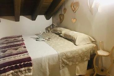 ベッドアンドブレックファースト La Voce Del Tempo