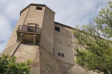 פונדק Castello Santarcangelo Di Romagna