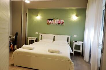 פנסיון Pretty Tiburtina Room