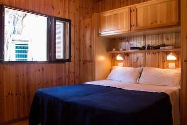 استراحتگاه Camping Smeraldo