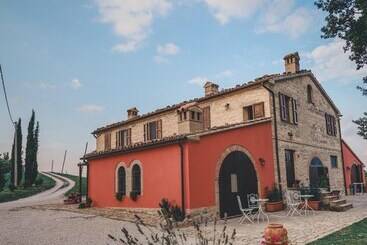 住宿加早餐  Horti Del Baio