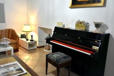 تختخواب و صبحانه Santa Cecilia Perugia  Rooms&suite