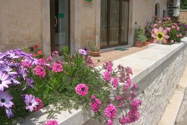 پانسیون Borgo Rigolizia Vacanze