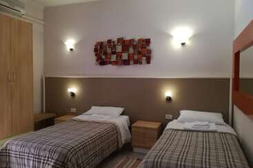 ペンション Torino Guest House