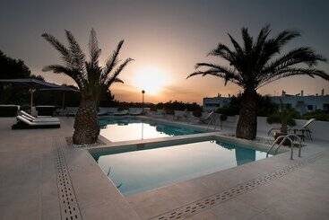 Apartamentos Sunset Oasis Ibiza   Only Adults