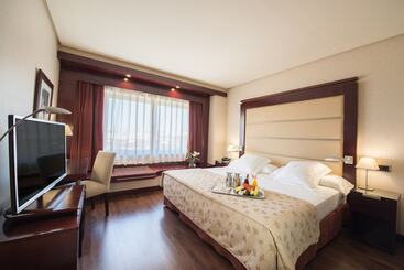 هتل Andalucia Center