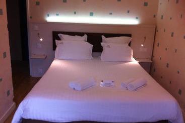 בית מלון כפרי Auberge Des Vieux Moulins Banaux