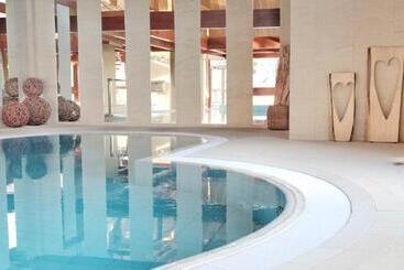 酒店 Le Clos Des Sources Hôtel & Spa