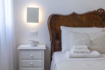 住宿加早餐  Petra Bianca