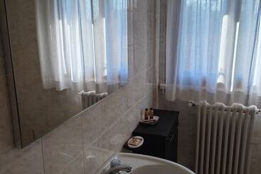 乡村酒店  Agriturismo Il Pettirosso