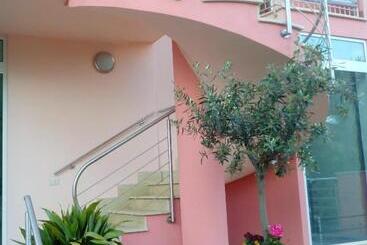 צימר 60quattro Bedrooms