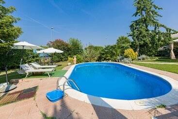 Bed and Breakfast Au Jardin Fleuri